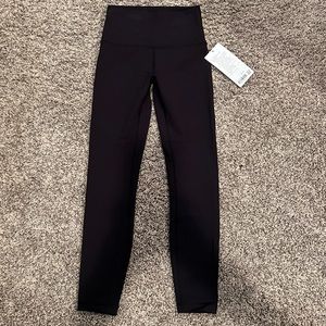NWT Wunder Train HR Tight 25”